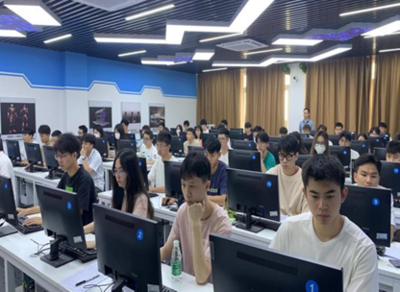 計(jì)算機(jī)應(yīng)用技術(shù)與技術(shù)開(kāi)發(fā) 驅(qū)動(dòng)數(shù)字化時(shí)代的雙引擎